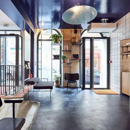 French Theory Hotel Parigi