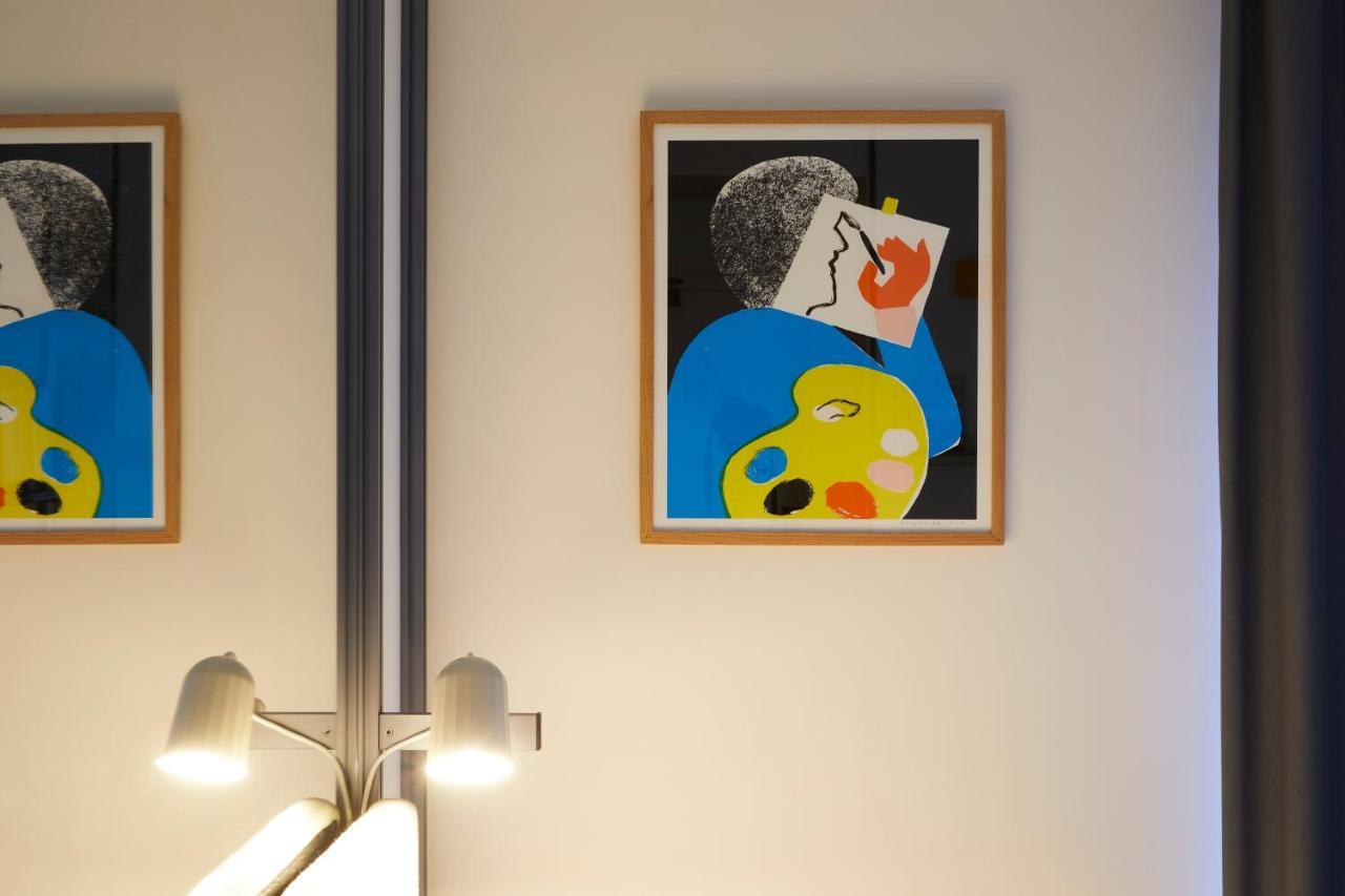 French Theory Hotel 3*