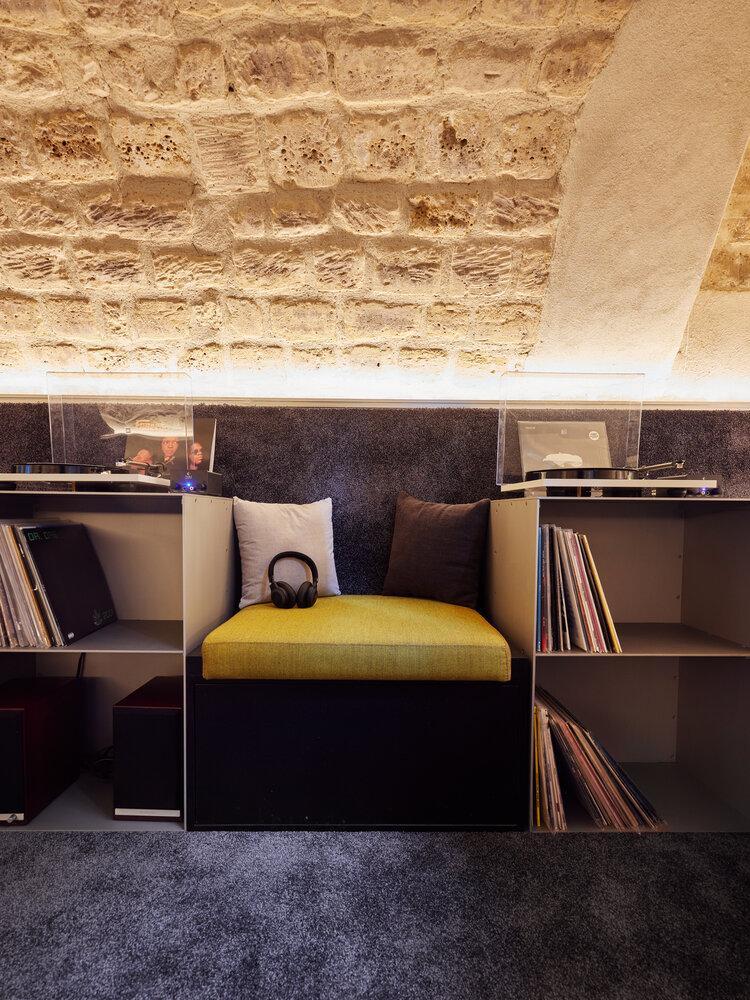 French Theory Hotel 3*