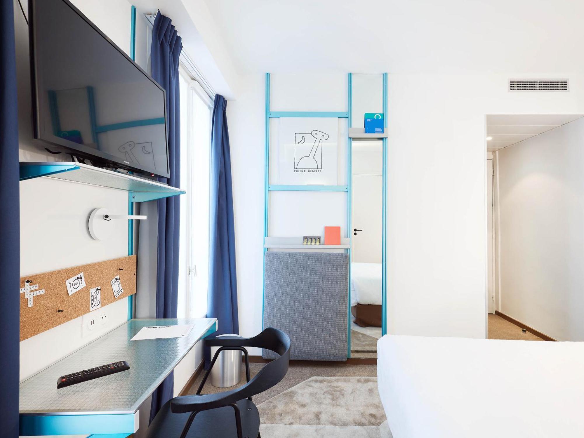 Hotel French Theory 3*