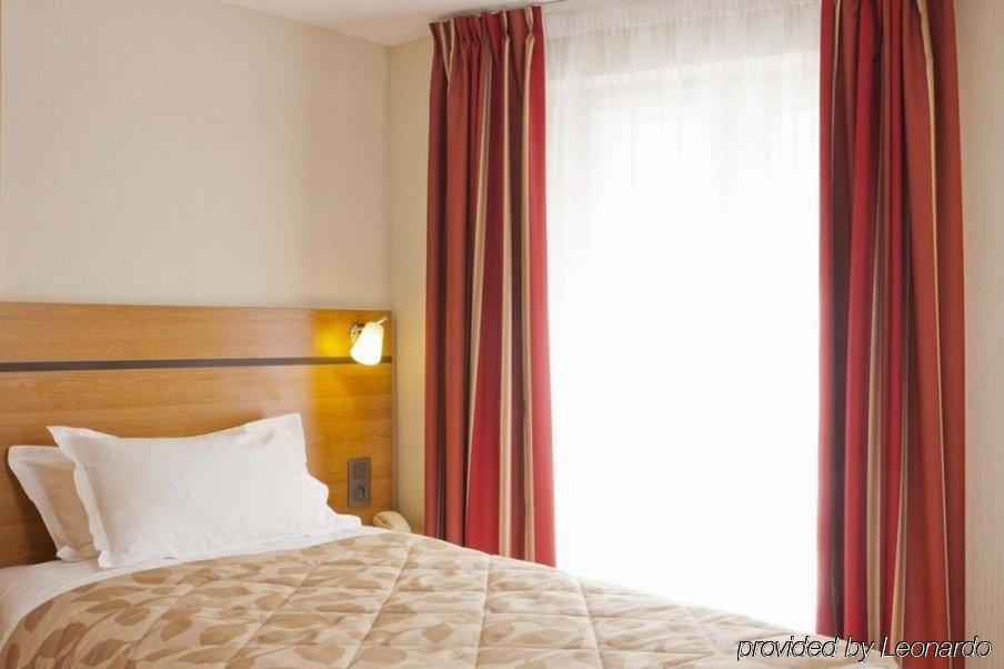 French Theory Hotel Paris