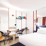 French Theory Hotel Paris
