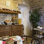 Hotel French Theory Paris
